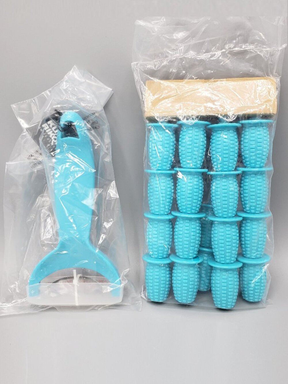 Kuhn Rikon Corn Zipper and Corn Cob Holder TURQUOISE Set of 18 Switzerland NEW